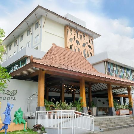 Burza Hotel Yogyakarta Exterior photo